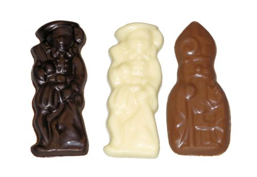 6100 Sint en piet 10 gr assortie melk-puur-wit