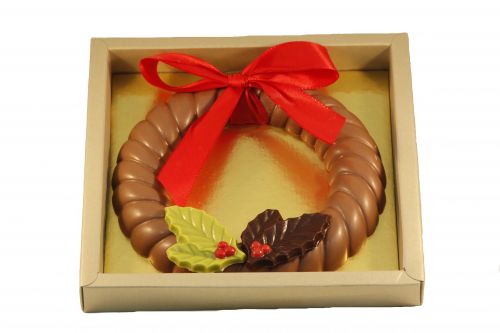 7315 Chocolade kerstkrans 250 gram in luxe goud doos